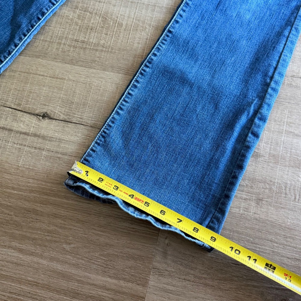 Levi Strauss Signature Gold Totally Shaping Bootcut Jeans Blue 14M W32 L32 - Picture 6 of 9